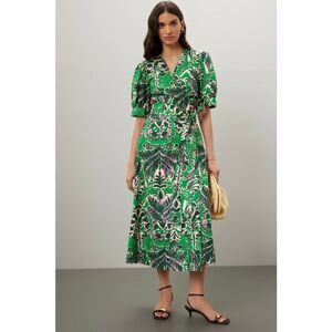 Marie Oliver
Rita Wrap Dress 💛